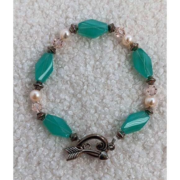 Sea Blue Chalcedony & Genuine Pearl Bracelet Arrow & Heart Clasp - Picture 4 of 6